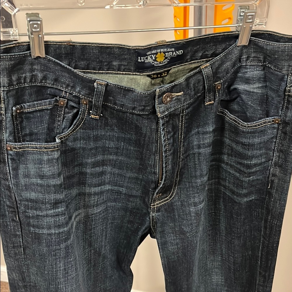 Lucky Brand Blue Relaxed Jeans with Vintage Style
